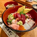 海鮮丼(丸清寿し)