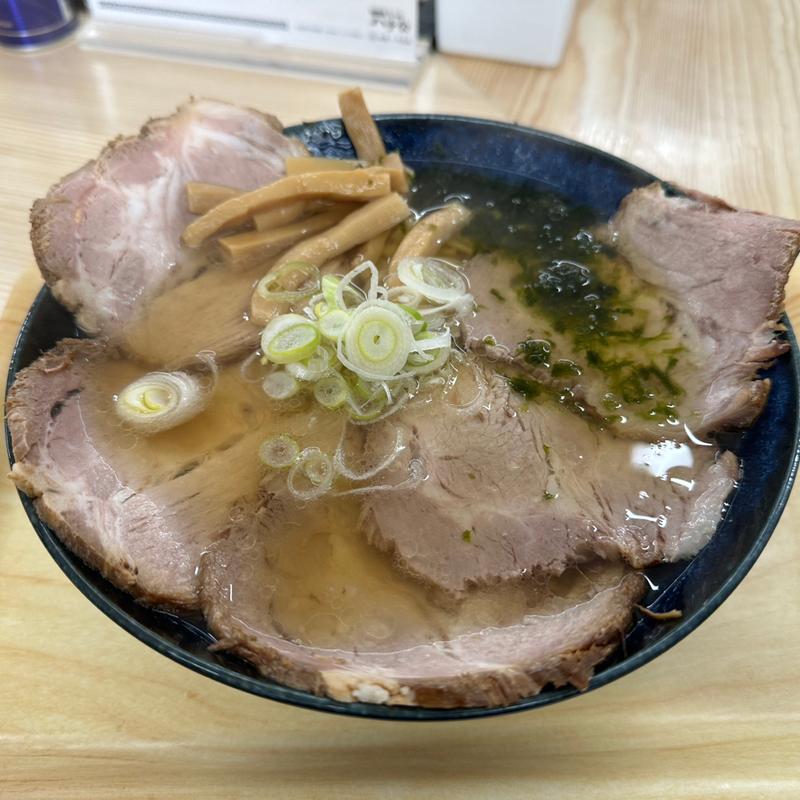 チャーシュー麺(Yugawaraラーメン ハチ公)