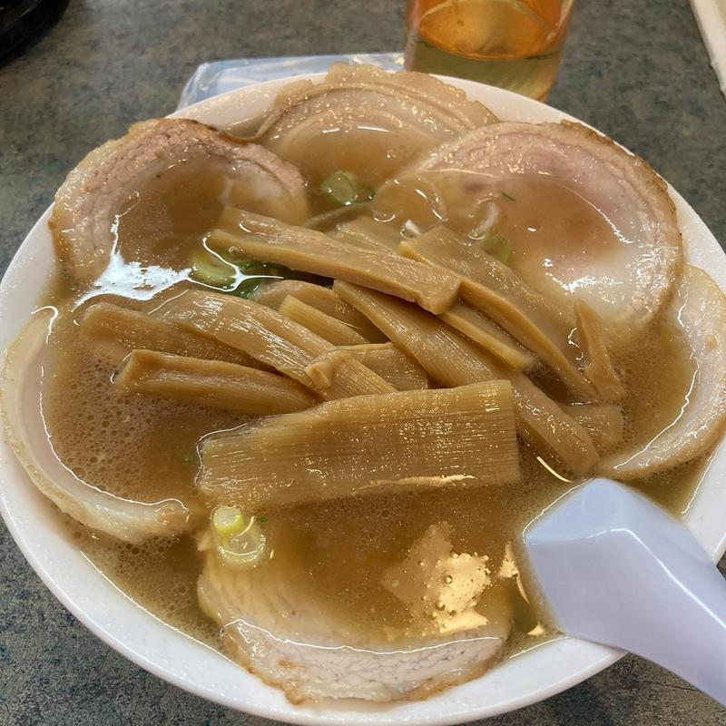 らーめん 大盛り 焼豚増し(味楽)