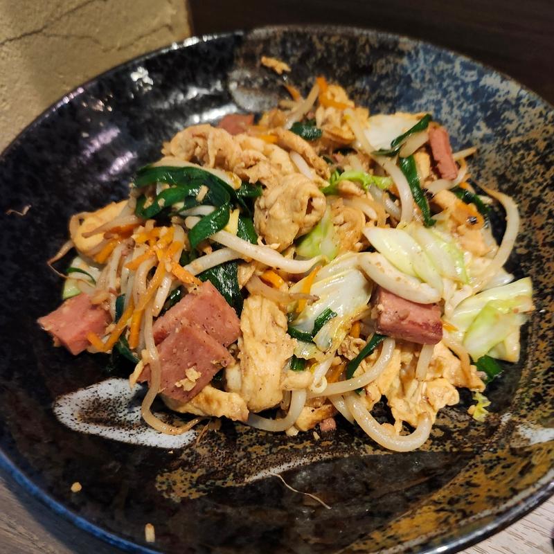 お麩チャンプルー(琉球炭火焼き鳥 串彦)