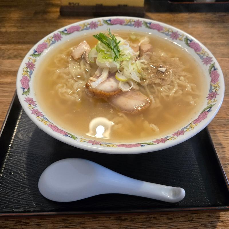 ラーメン【大盛】(あじべ)