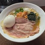 濃厚 鮭 ～牛出汁入り～(2番ライト煮干男（ニボメン）)