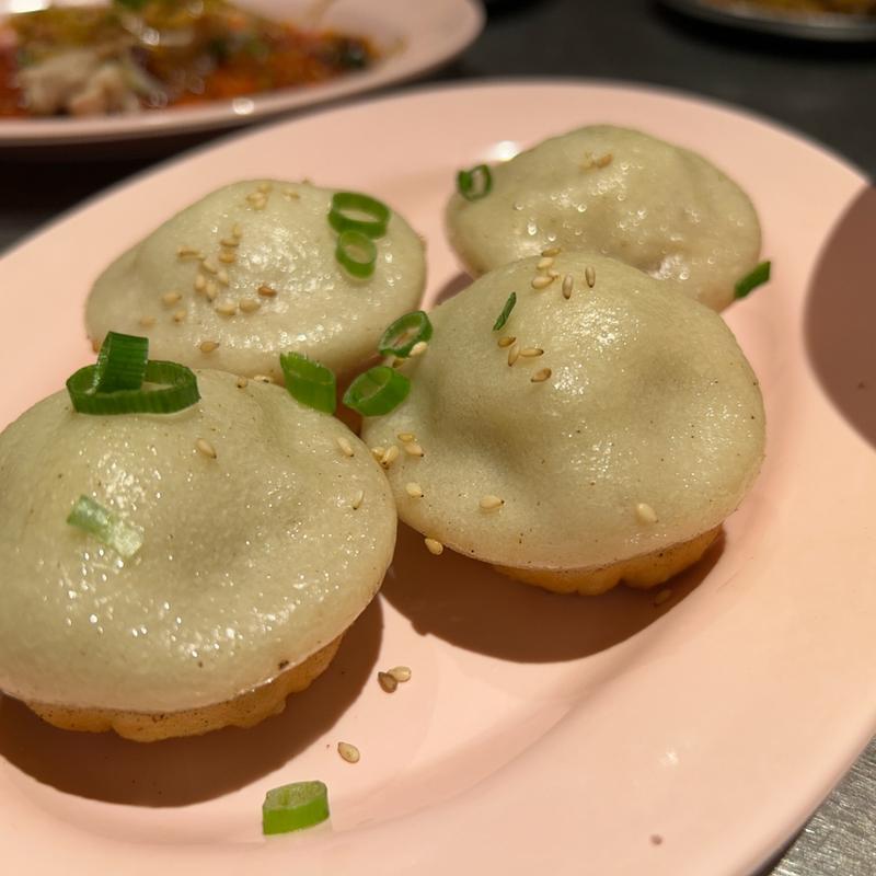 焼き小籠包(DA PAI DANG LABO（ダパイダンラボ） 横浜みなとみらい)