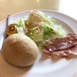 ベーコンモーニング（ドリンクバー付き）