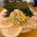 塩ネギチャーシューメン(のり)