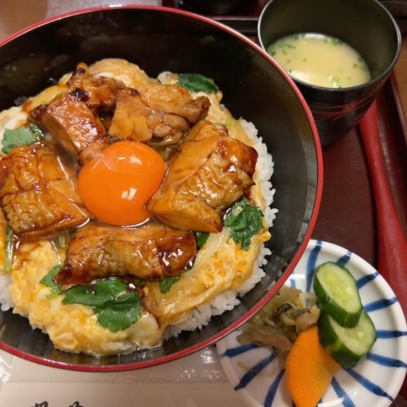 照り焼き玉子丼(新三浦 天神店)