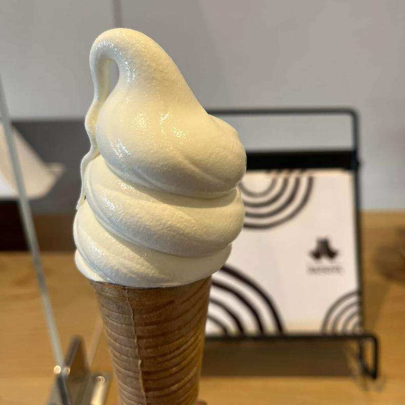 ミルクソフトクリーム(はちやカフェ)