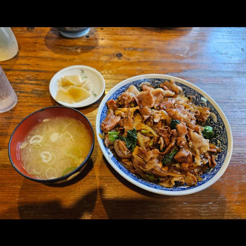 肉丼(お食事処 ぼんち （ぼんち食堂）)