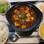 麻婆豆腐定食(四川料理 炎黄 赤坂見附店)