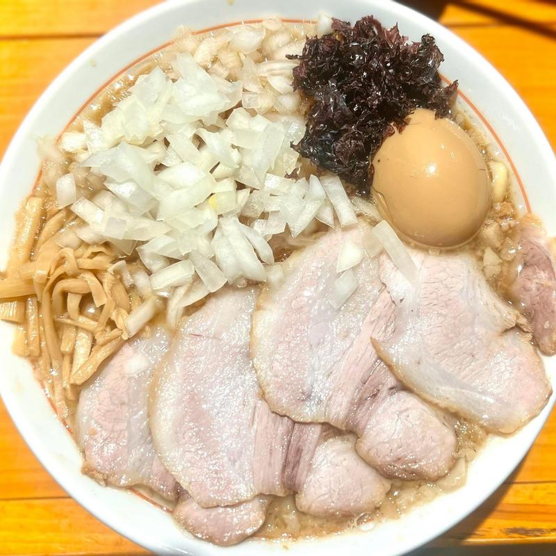 特製背脂ラーメン(背脂煮干し中華そば和市)