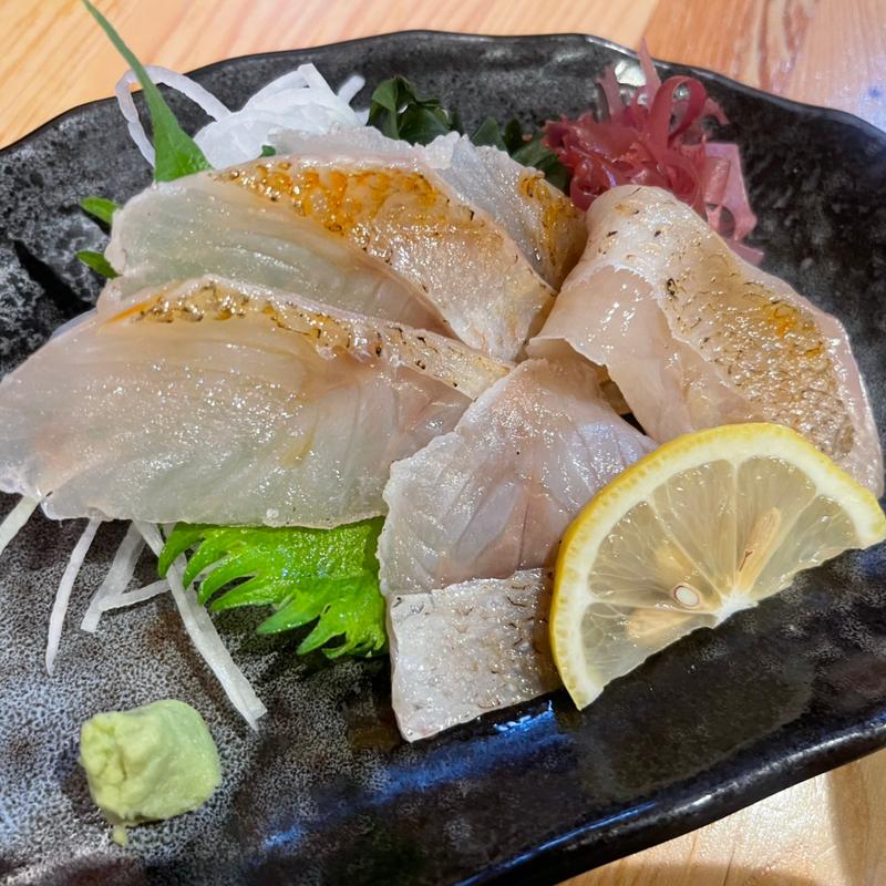 のどぐろの炙り刺身(大衆酒場 魚八)