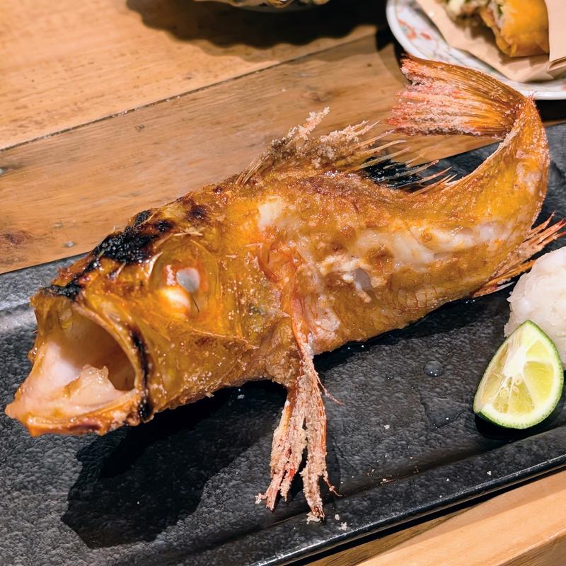 キンキの原始焼き(炭火焼きリリー 新宿店)