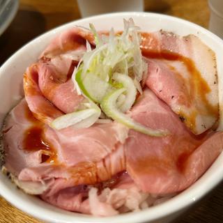 レアチャー卵丼(麺や笑華)