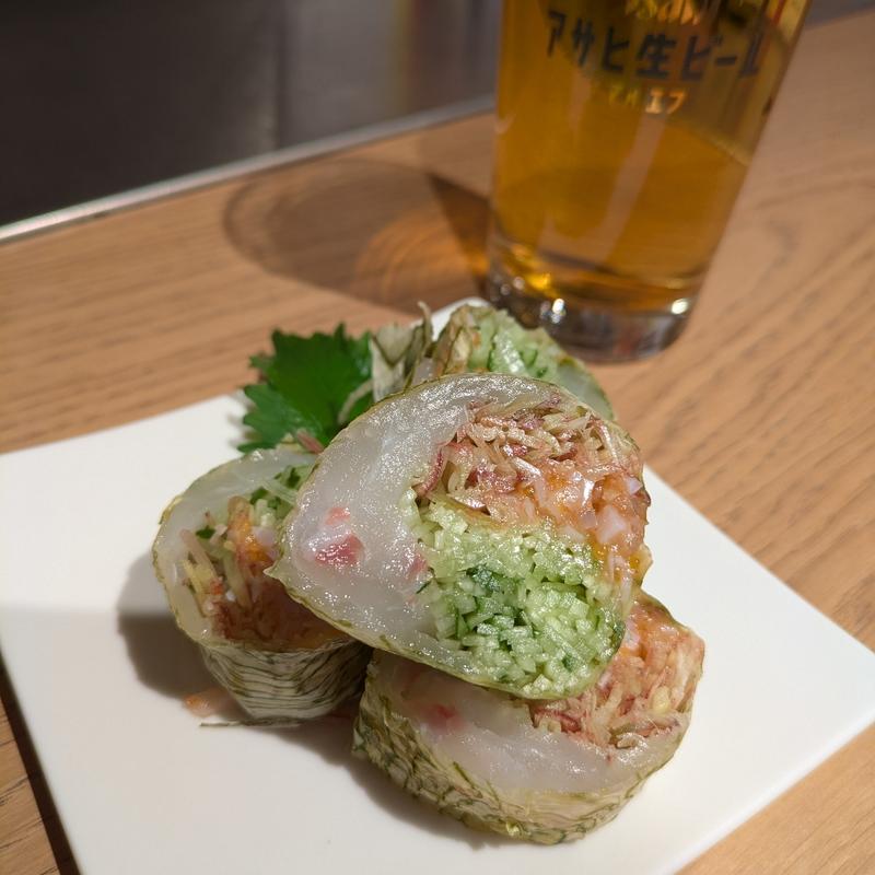 真鯛と梅水晶のあて巻き(酒場ジャロウ)