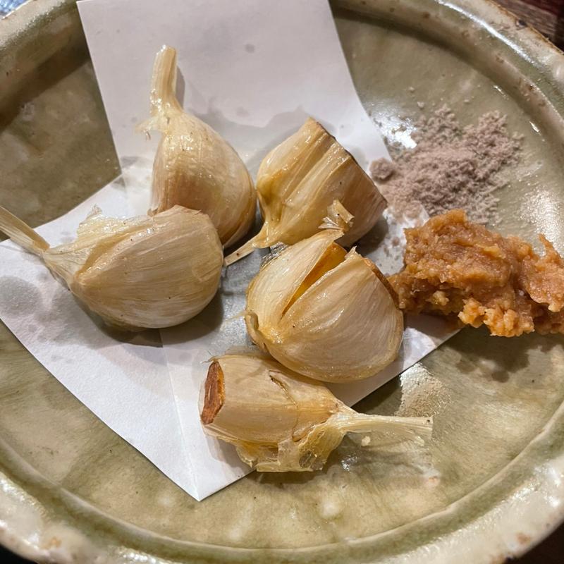 にんにくの素揚げ(囲坊主)