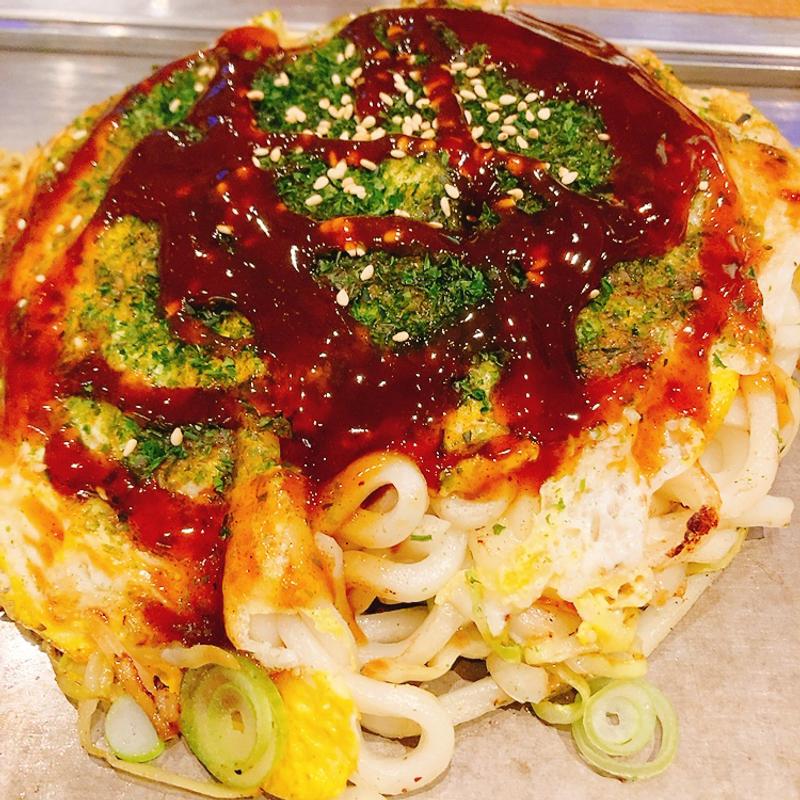 広島肉玉うどん(お好み焼き 湊商店 ゆめタウン広島店)