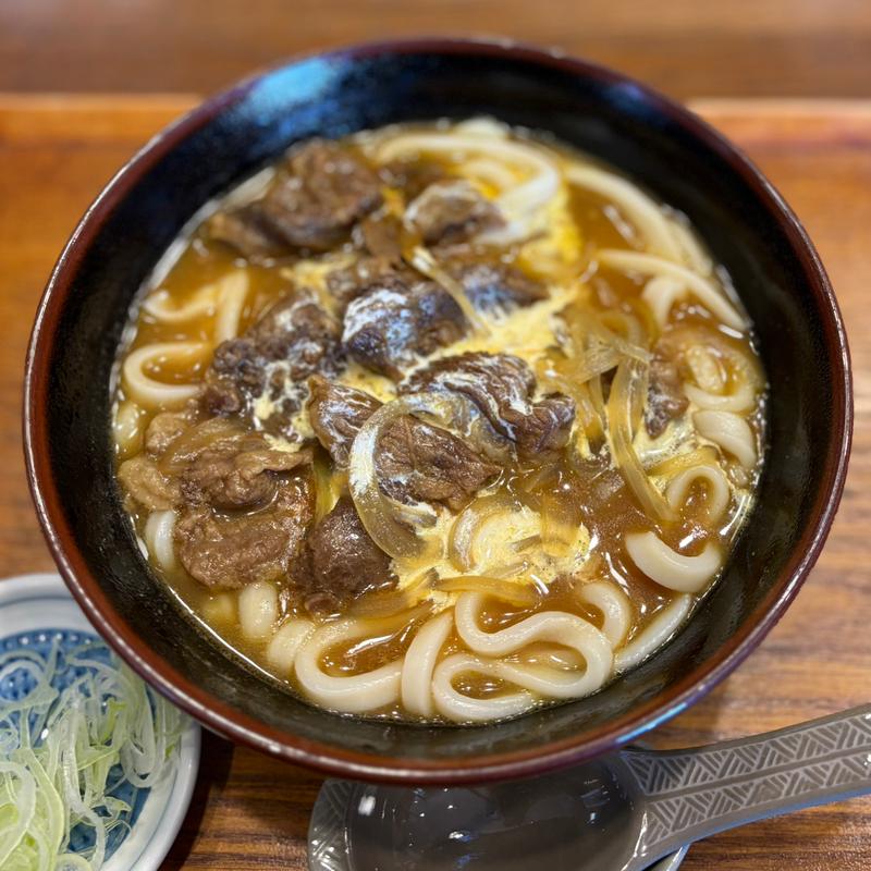 牛すじカレーうどん(源平うどん)