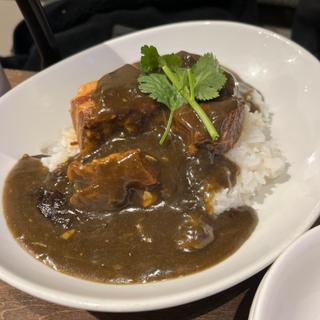 上海角煮カレー(チーナテリア ハナヤ 吉祥寺 上海角煮カレーと創作中華バル （cina teria HANAYA）)