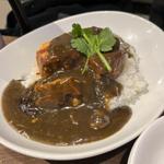 上海角煮カレー(チーナテリア ハナヤ 吉祥寺 上海角煮カレーと創作中華バル （cina teria HANAYA）)