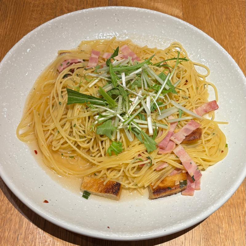 お揚げと壬生菜の京風ペペロンチーノ(パスタモーレ 上野 （【旧店名】ノリータ）)