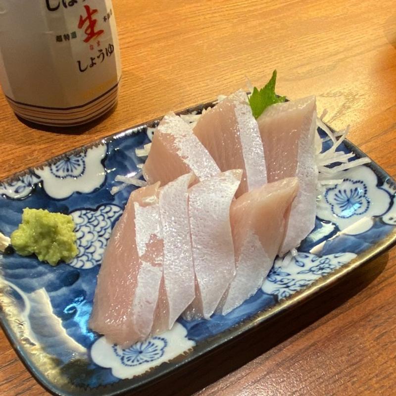 ブリ刺(ごおるど)