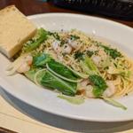 エビとキャベツのアンチョビ風味パスタ