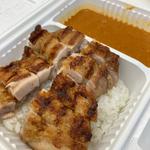 グリルチキンカレーとサラダ(グリージョ （grigio ）)