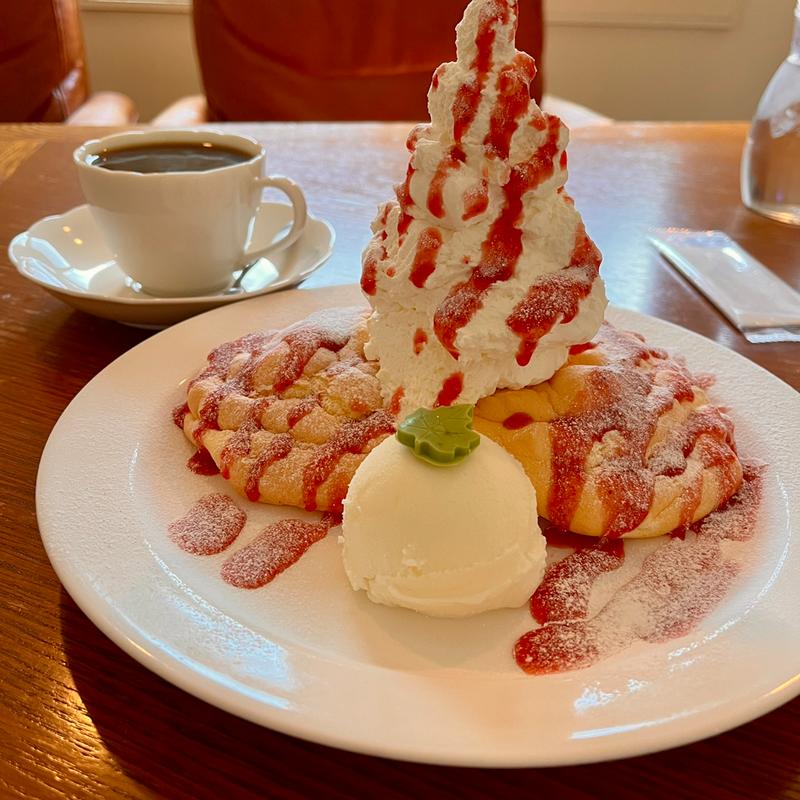 いちごパンケーキ(カフェ トランク （CAFE TRUNK）)