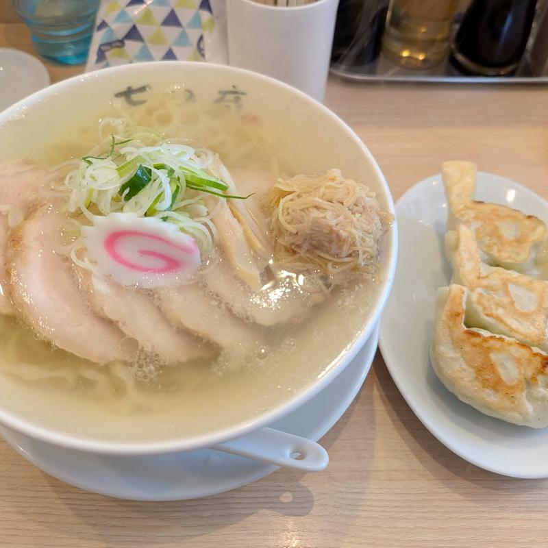 生姜チャーシューめん 餃子3個(しょうがラーメン 七の庫 （ショウガラーメン ナノクラ）)