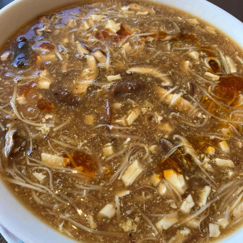酸辣湯麺(中国料理 唐紅花 （カラクレナイ）)