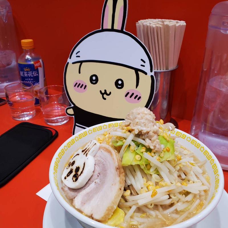 ラーメン豚(ちいかわラーメン 豚 心斎橋PARCO)