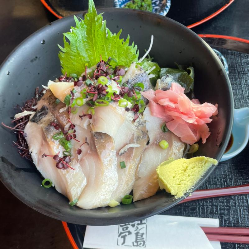 とろしめ鯖の炙り丼(江之島亭)