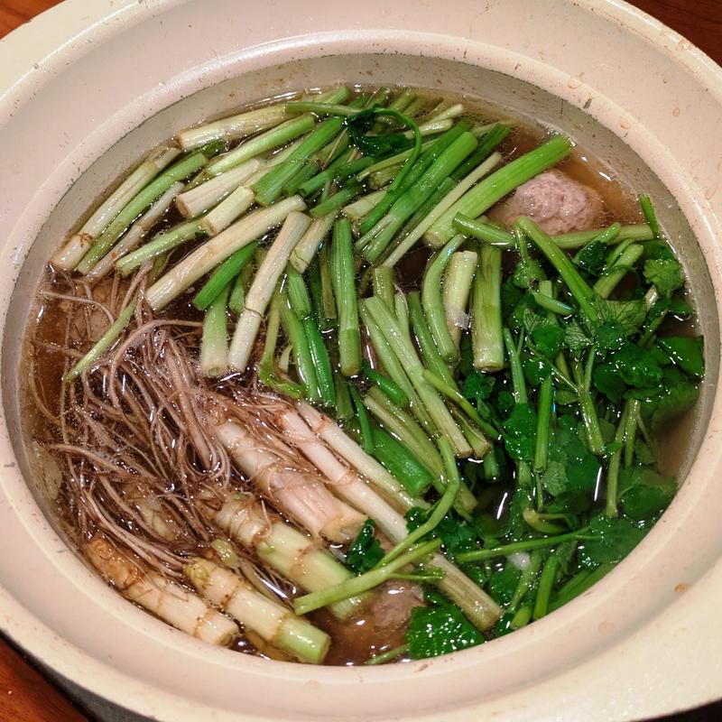 鴨団子と仙台せりのしゃぶしゃぶ(わのしょく二階 )