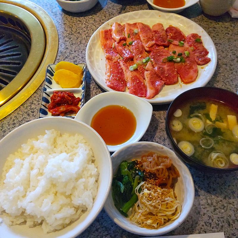 カルビ定食(よかろ )