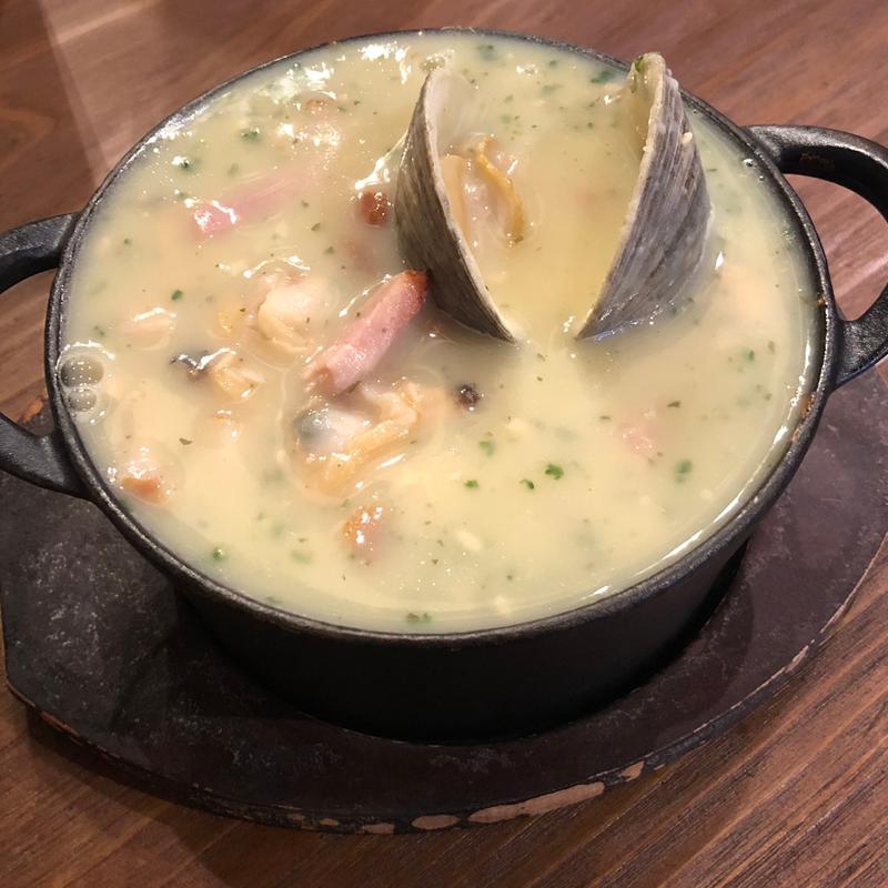 溶岩パスタ　ボンゴレクラムチャウダー(The Attachment 渋谷店)