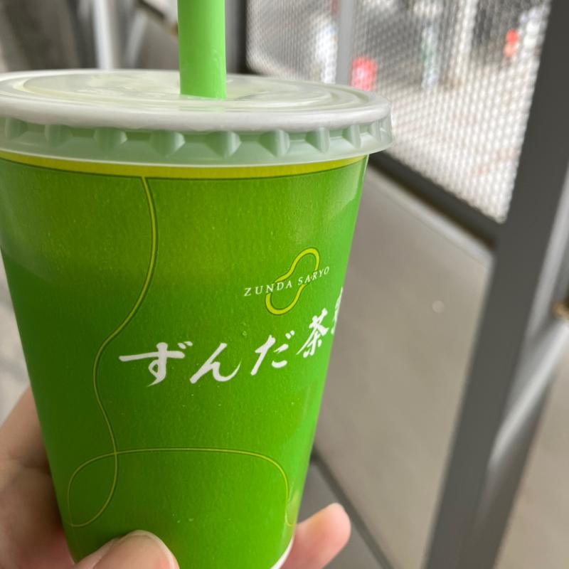 ずんだシェイク(菓匠三全 山形エスパル店)