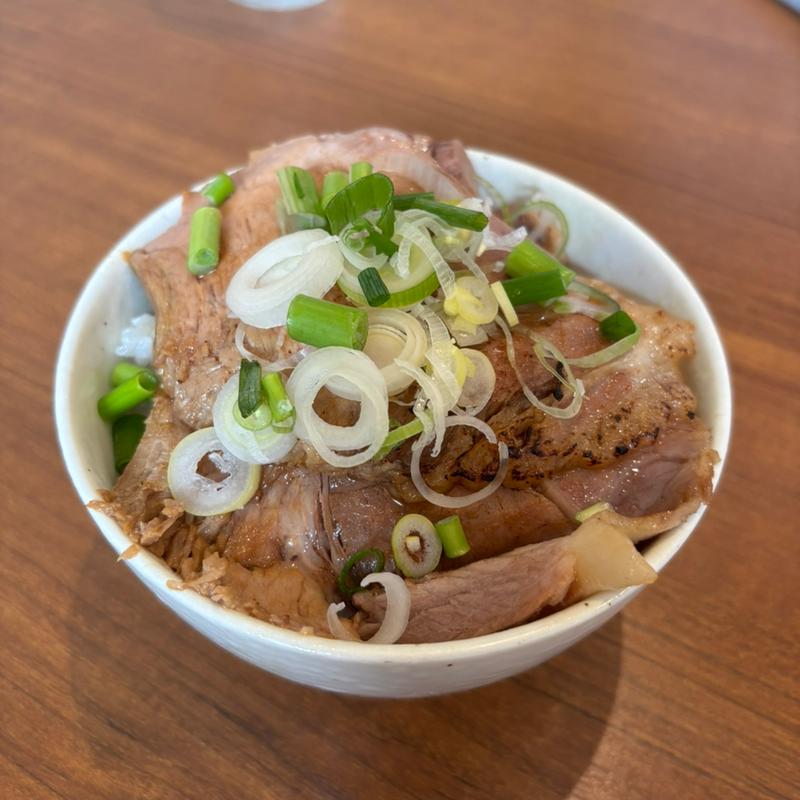 チャーシュー丼(麺屋わおん)