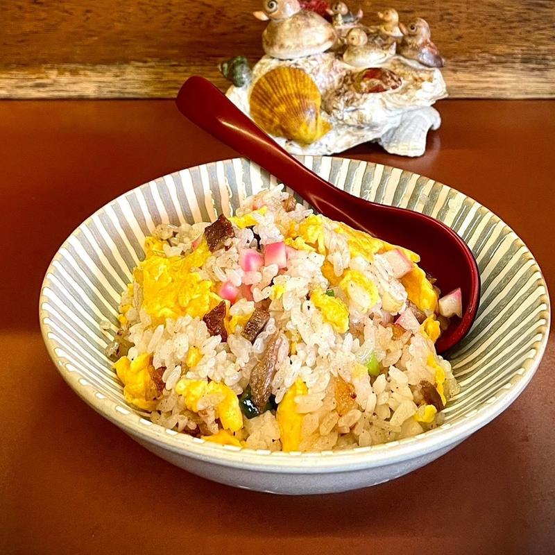 半チャーハン(屯てい )