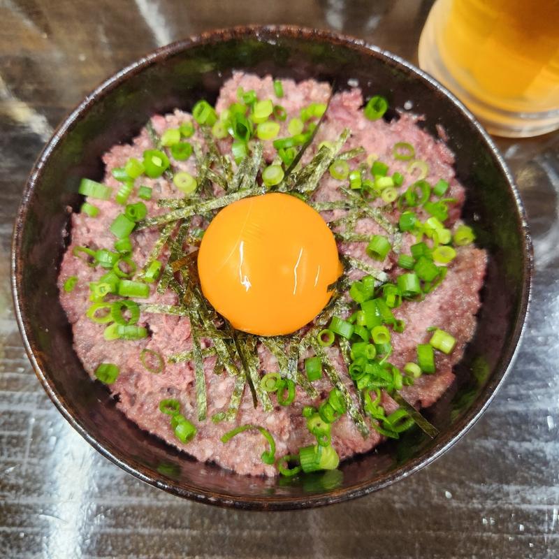 馬トロ丼(馬刺し専門店たけちゃん（馬酒場高砂店）)