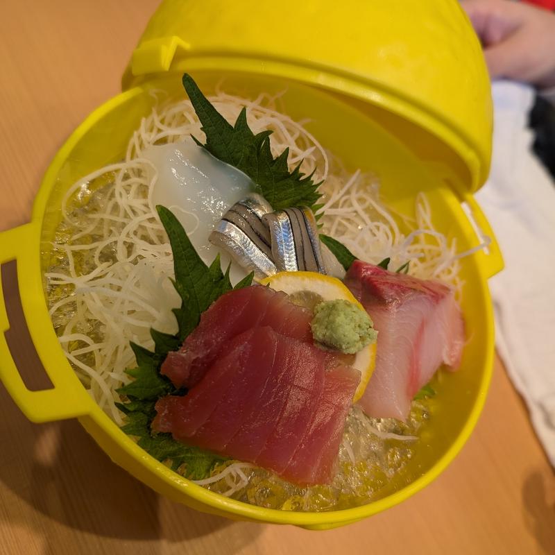 お通し（刺身)(トロ政)