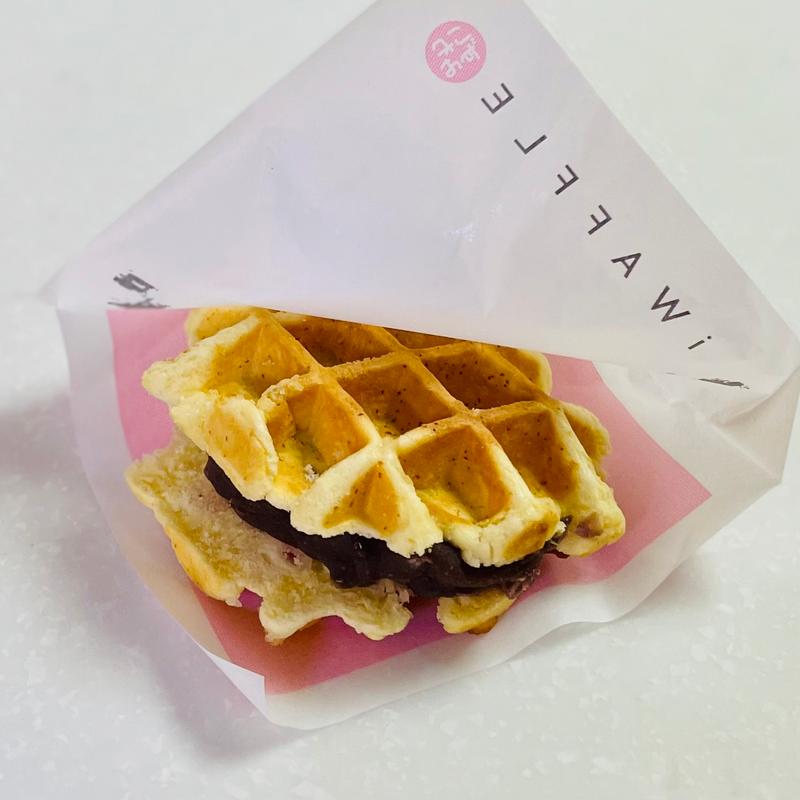 あずき(（株）いわずみ 神和住店 能登のいも iWAFFLE)