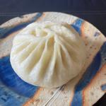 豚まん（4個入り）(551蓬莱 JR新大阪駅店 （ゴーゴーイチホウライ）)