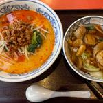担々麺&中華丼ハーフ(貴麗 （キレイ）)