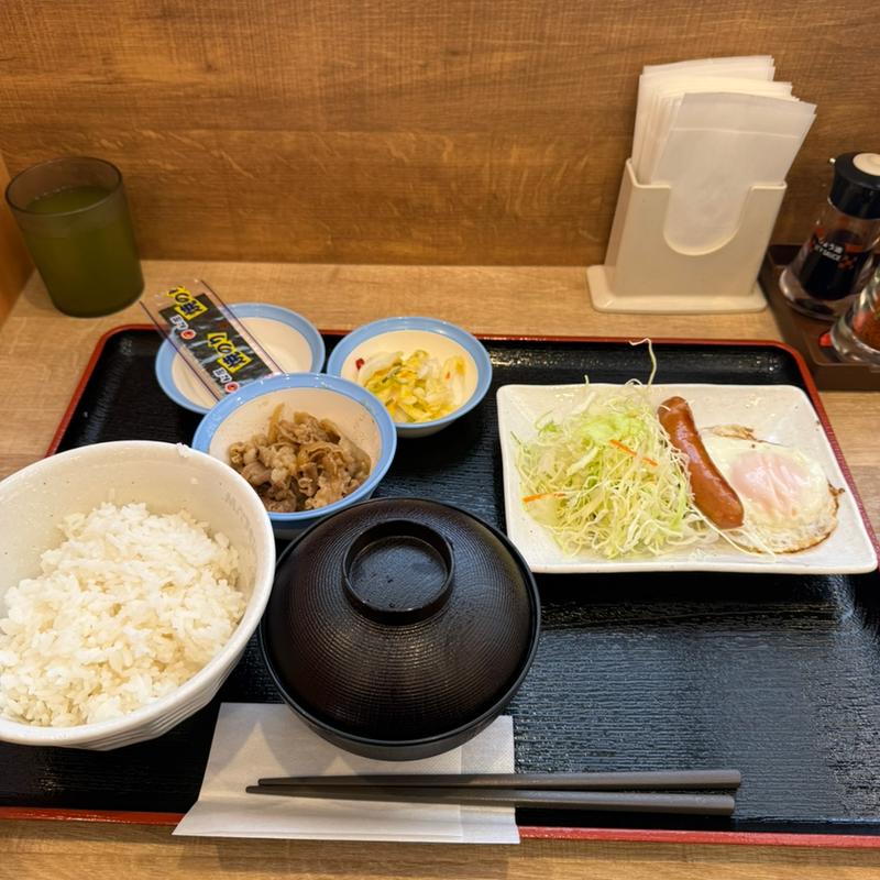 ソーセージエッグ定食　ミニ牛皿(松屋 足立保塚店 )