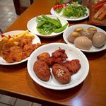 和洋中のお料理食べ放題