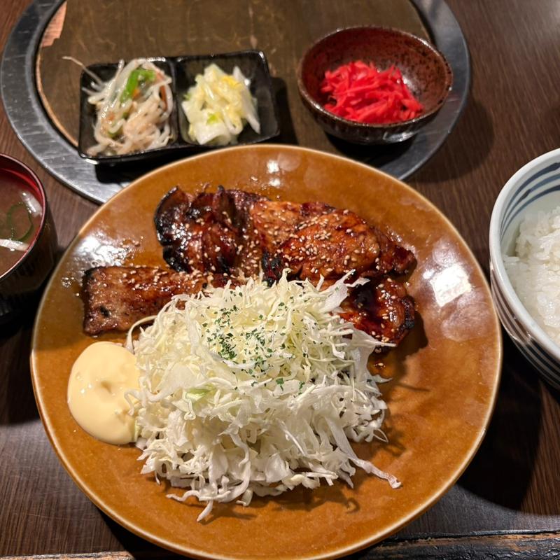 肉盛定食（ロース肉&バラ肉）(炭火焼肉大手門)