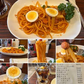 ナポリタンにアイスコーヒー