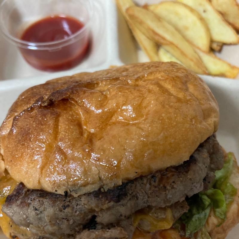 直火焼チーズバーガー　クーポン(ビッグボーイ 尼崎名神店)