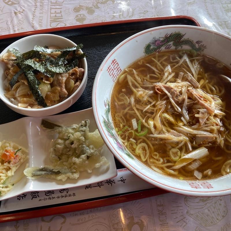 焼肉丼ネギラーメン(冨陽飯店 （フヨウハンテン）)