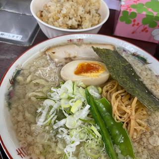 朝ラー 脂多め ガリバタ飯(中華そば太平楽 六丁の目店)